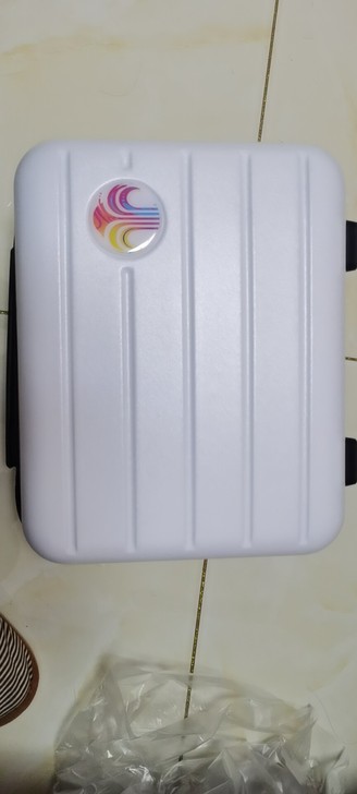 小旅行箱，出门旅游游玩，放置闲置物品的好箱...