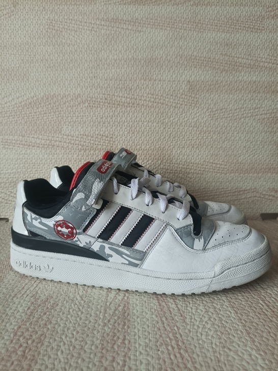 阿迪达斯三叶草男款板鞋休闲鞋44码