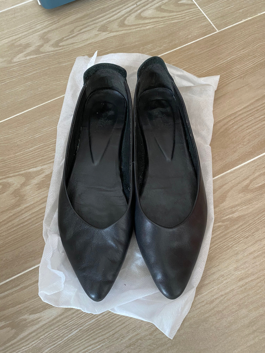 女士真皮平底单鞋软底鞋浅口小皮鞋尖头女鞋休...