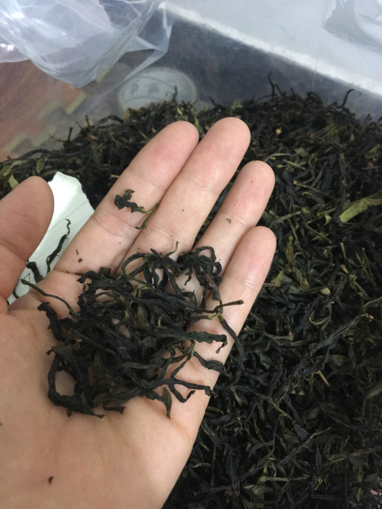 潮州凤凰单丛茶花香型的一款贡香单丛,娘家人...