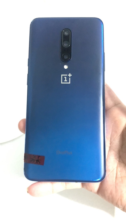 一加7pro，8+256的配置，高通855...