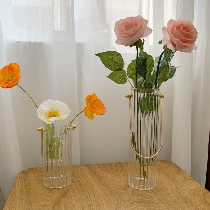 (花瓶特价捡漏，低价出）北欧简约金属手提竖...