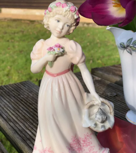 英产 科尔波特 可爱小女孩 圣诞小猫 瓷偶...