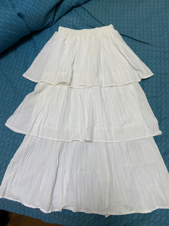 白色半裙蛋糕裙