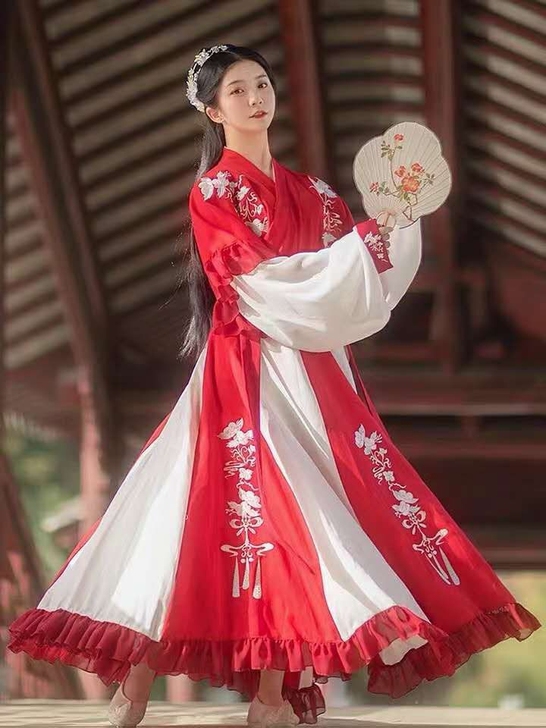 靓佰妃旗舰店,正品汉服,S码,全新仅试穿!...