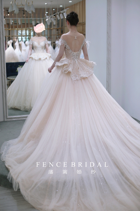 婚纱 大拖尾 仙气