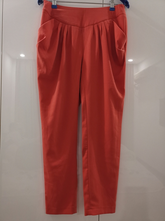 休闲哈伦裤，韩品小店购买的。