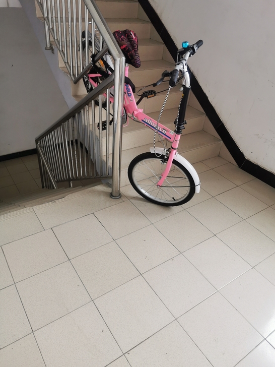 折叠变速自行车,没骑过几次,搬家不想搬来搬...