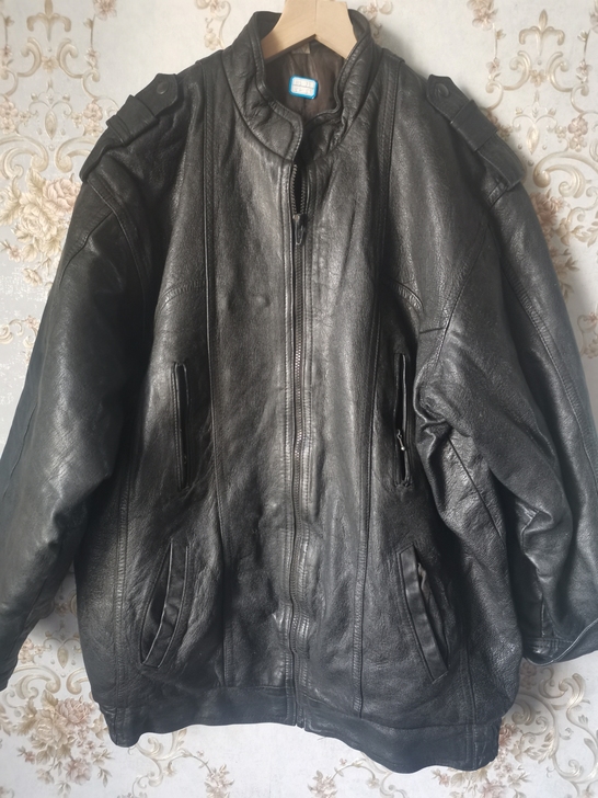 真皮羊皮加薄棉皮衣夹克，细节如图，胸围11...