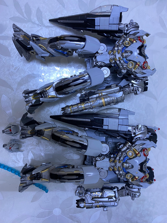 变形金刚黑曼巴氮气宙斯尸体 卖零件 需要哪...