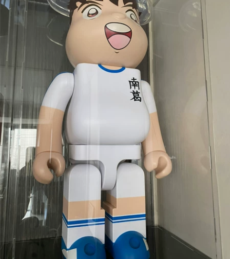 bearbrick熊正品 足球小将 太空翼...