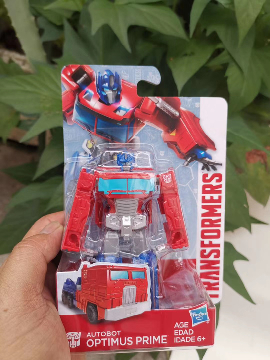 全新未拆封 孩之宝 风暴系列 擎天柱 威震...