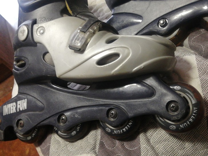 旱冰鞋36~40不退货