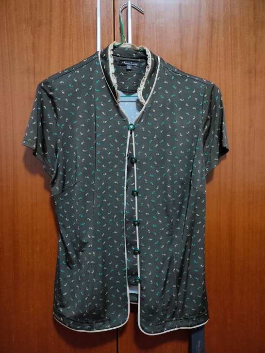 对木兰牌衣服情有独钟，一口气买了好几件，这...