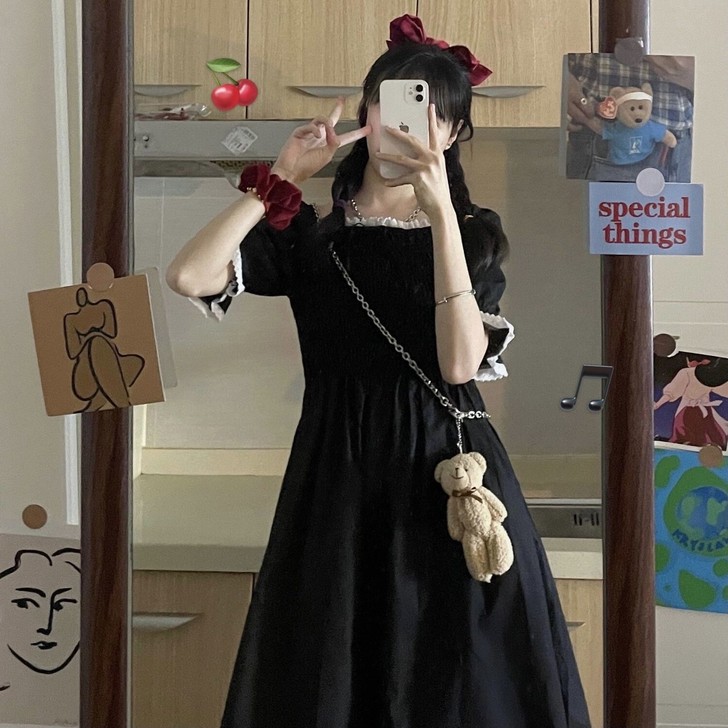 桔梗裙初恋小个子法式浅蓝色裙子女夏娃娃领泡...