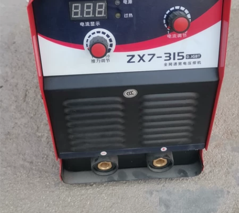 焊机   火王315两用电焊机 感兴趣的话...