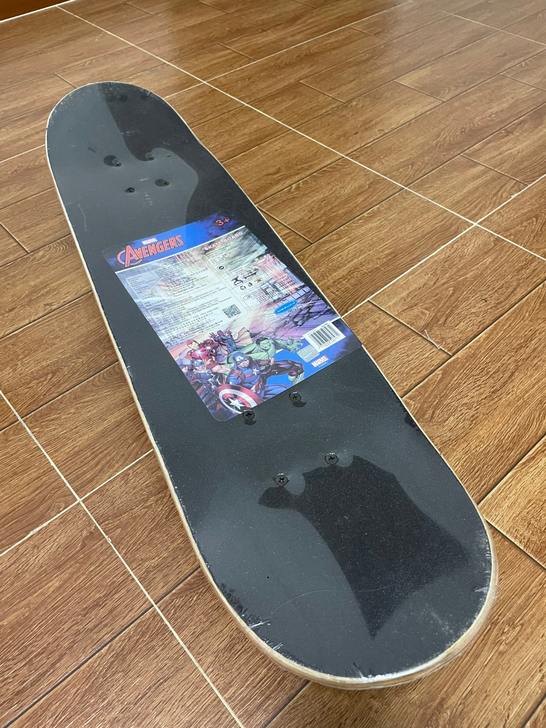 新板!漫威休闲滑板!尺寸:7920Cm!最...