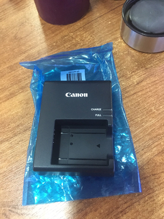 佳能LC-E10E充电器，全新的，1300...