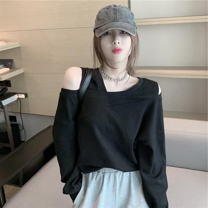 港风设计感漏肩拼接假两件宽松短款卫衣女上衣...