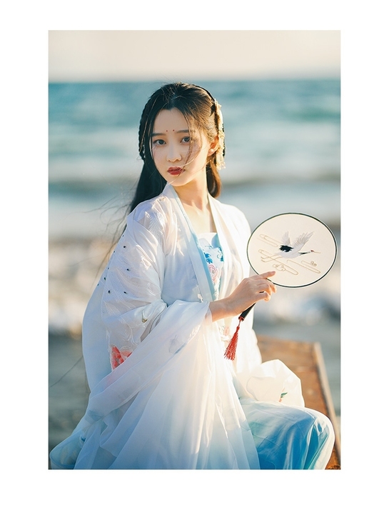 雁卿汉服出租包邮出租汉服出租钟灵记雀灵出租...