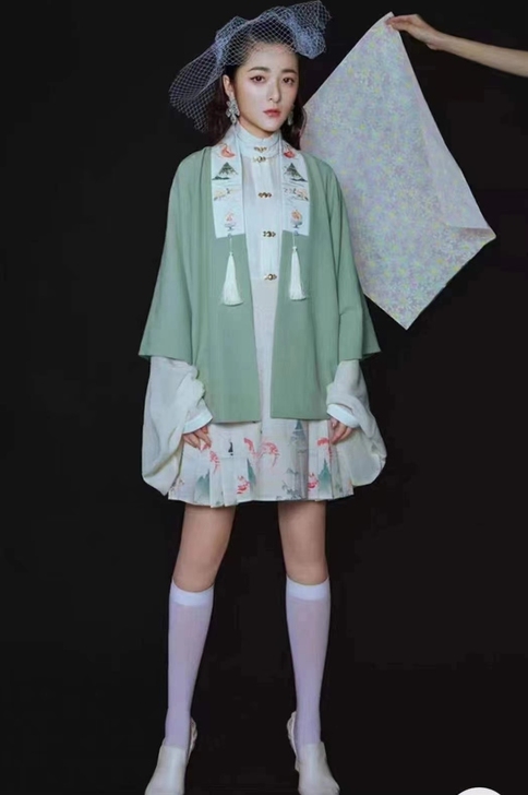 徐娇织羽集 竖领对襟
