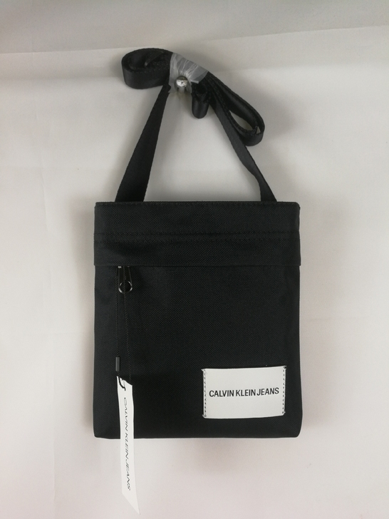 CK/男女单肩包，轻便简约休闲单肩包，防水...