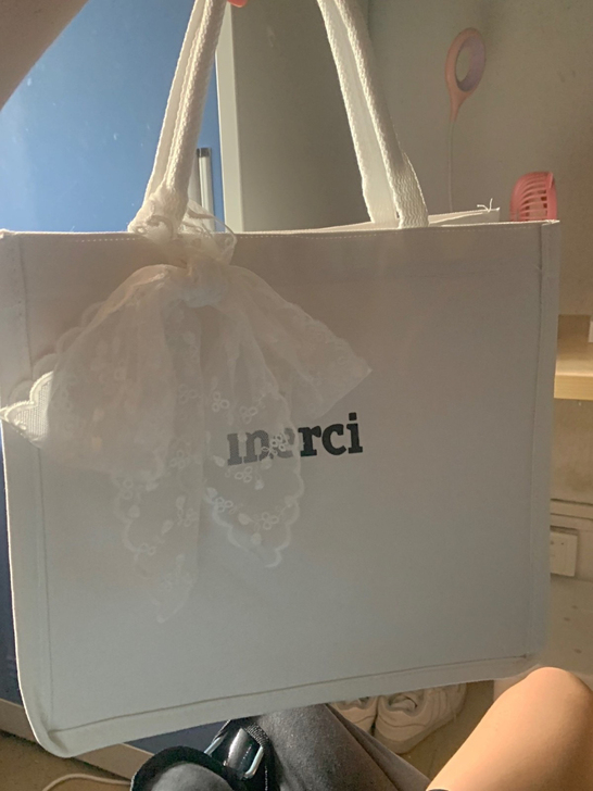 店不干了，清了100多个帆布包   店不干...