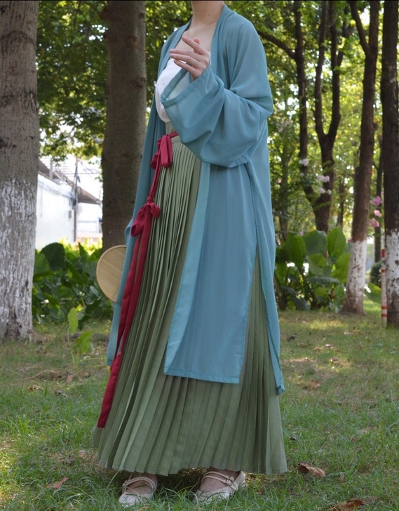 鸟鸣涧  宋百迭 绿色