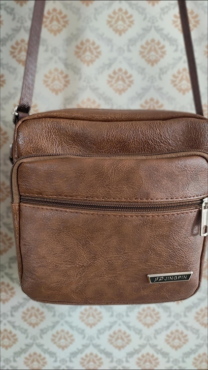 男士商务仿皮单肩包时尚斜挎背包耐磨防水型男...