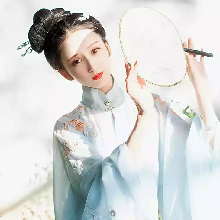 【雁卿汉服出租】出租汉服钟灵记清岚调出租清...