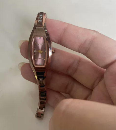 jsdun金仕盾女手表 前任送的包邮便宜出...