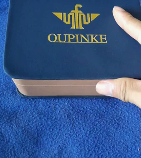 品牌:欧品客 品类:手表盒 全新 需要手表...