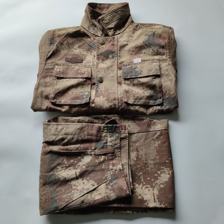 二手迷彩工作服40!适合在家干活,装修的工...