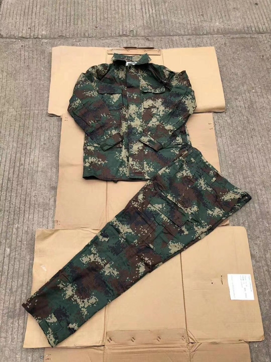 迷彩服二手工作服夏款，七八成新，耐磨耐穿防...
