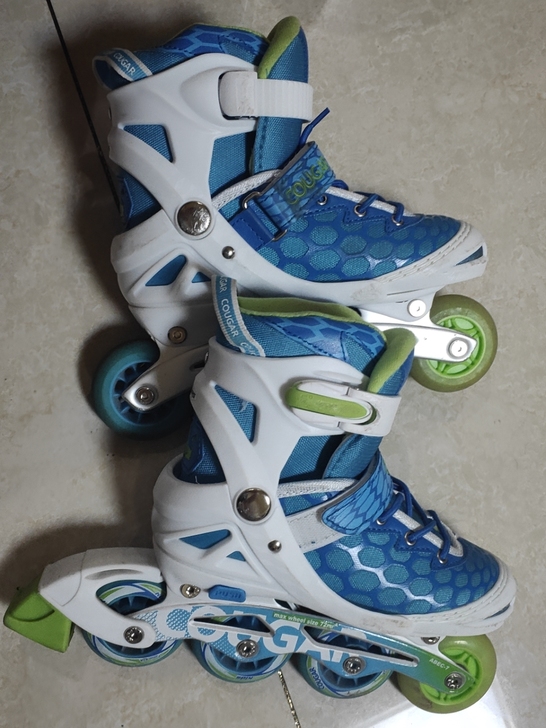 美洲狮溜冰鞋34-37码，九成新，50包邮...