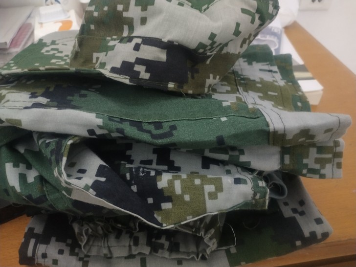 军训服9成新，只穿了14天