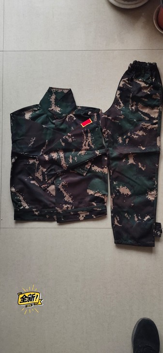 小学生军训基地，猎人迷彩特战服