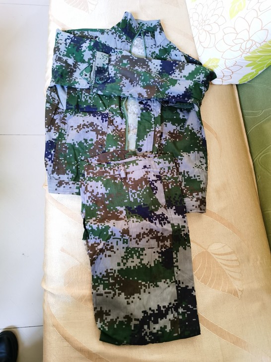 迷彩服 175 /100的码