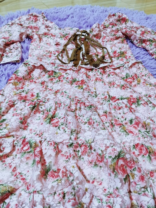 碎花连衣裙