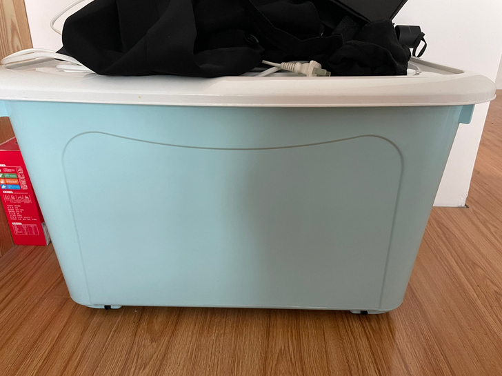 收纳箱两个170L的，昆山自提