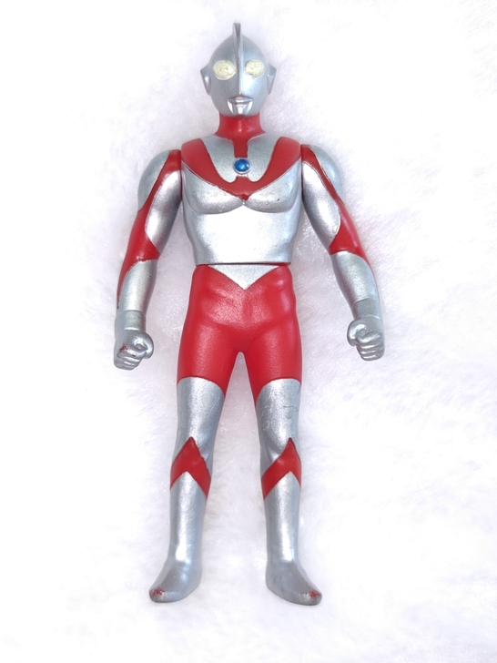 日版初代奥特曼11cm2005版对决软胶玩...