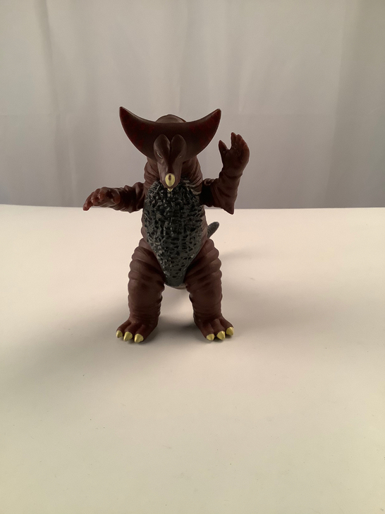 万代正品奥特曼怪兽哥莫拉模型关节可动玩具儿...