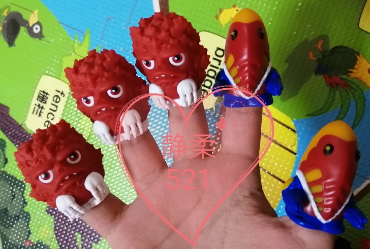 灵动创想奥特曼扭蛋机！