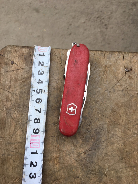 瑞士工具，瑞士军刀，超多功能