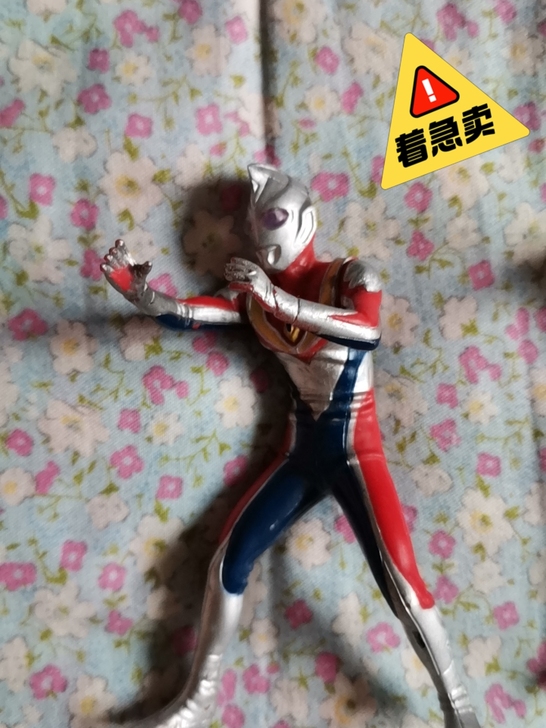 奥特曼正版玩具，可拆卸，限量版手办