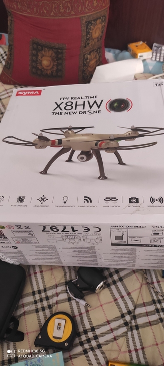 SYMA无人机，X8HW，内有内存卡，看好...