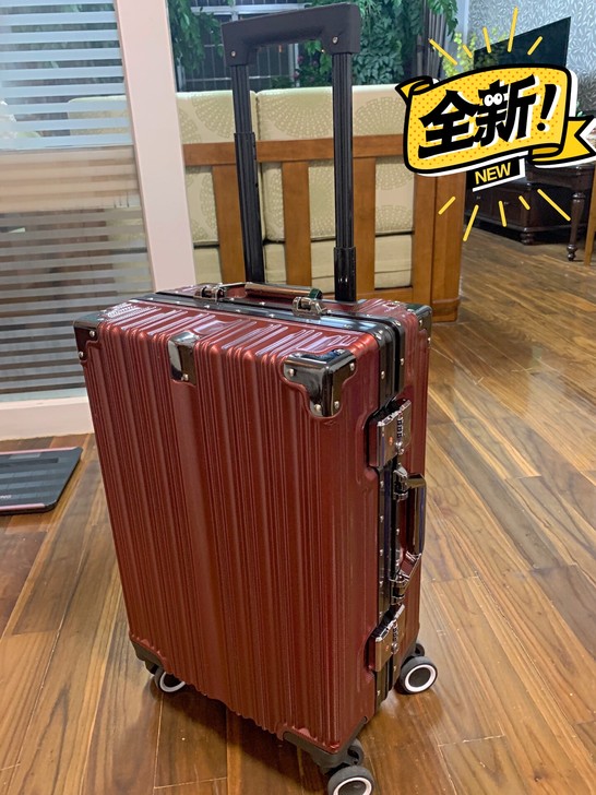 618闲置几个高档行李箱，不买后悔那种，挑...