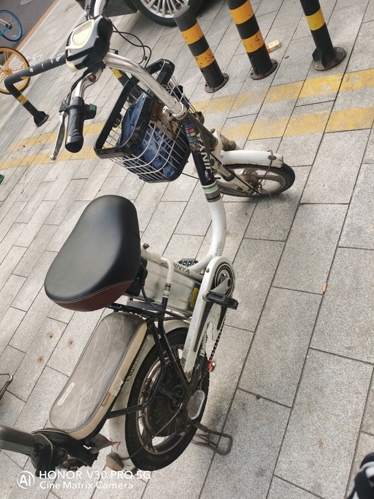 电动车，新换的电瓶，前年买的电动车，速度3...
