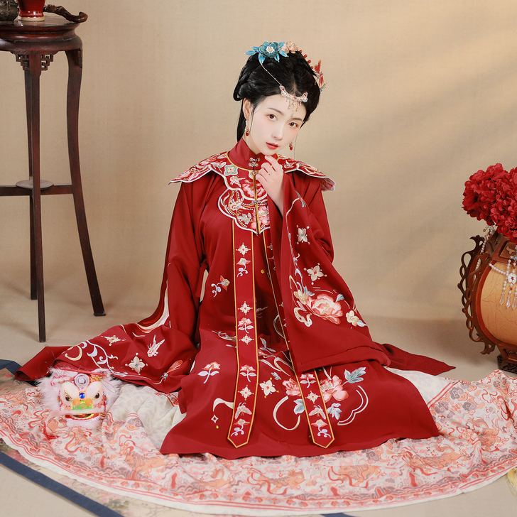 素羽华裳倾城颂原创汉服女花嫁明制长衫云肩重...