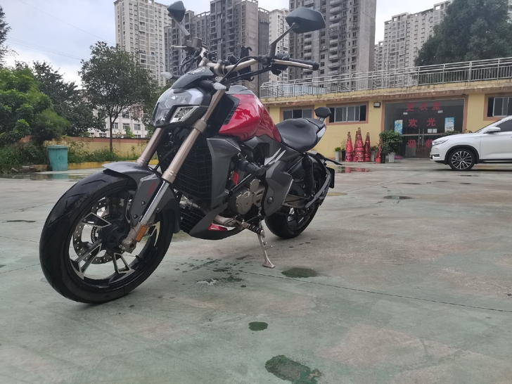 19款升仕310V顶配,20年四月份上牌,...
